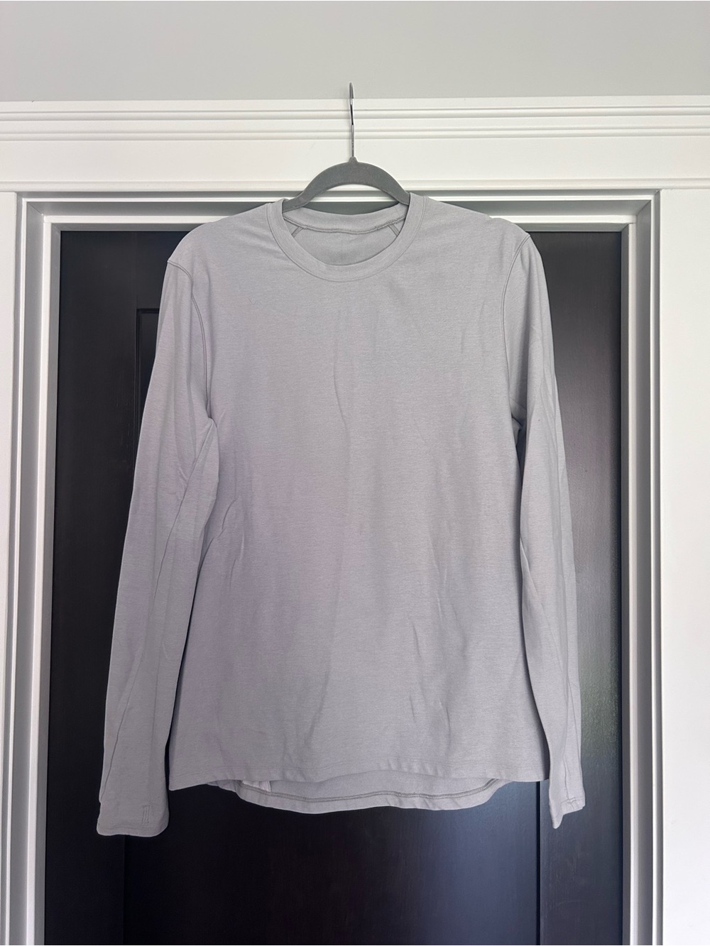 Lululemon Size Medium Men's Long Sleeve Tee